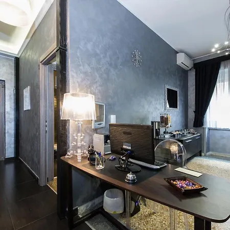 Domus Fabiola - Vaticano 4*