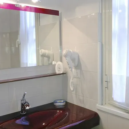 Domus Fabiola - Vaticano 3* Roma