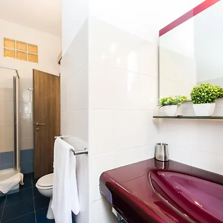 Domus Fabiola - Vaticano Konukevi Roma